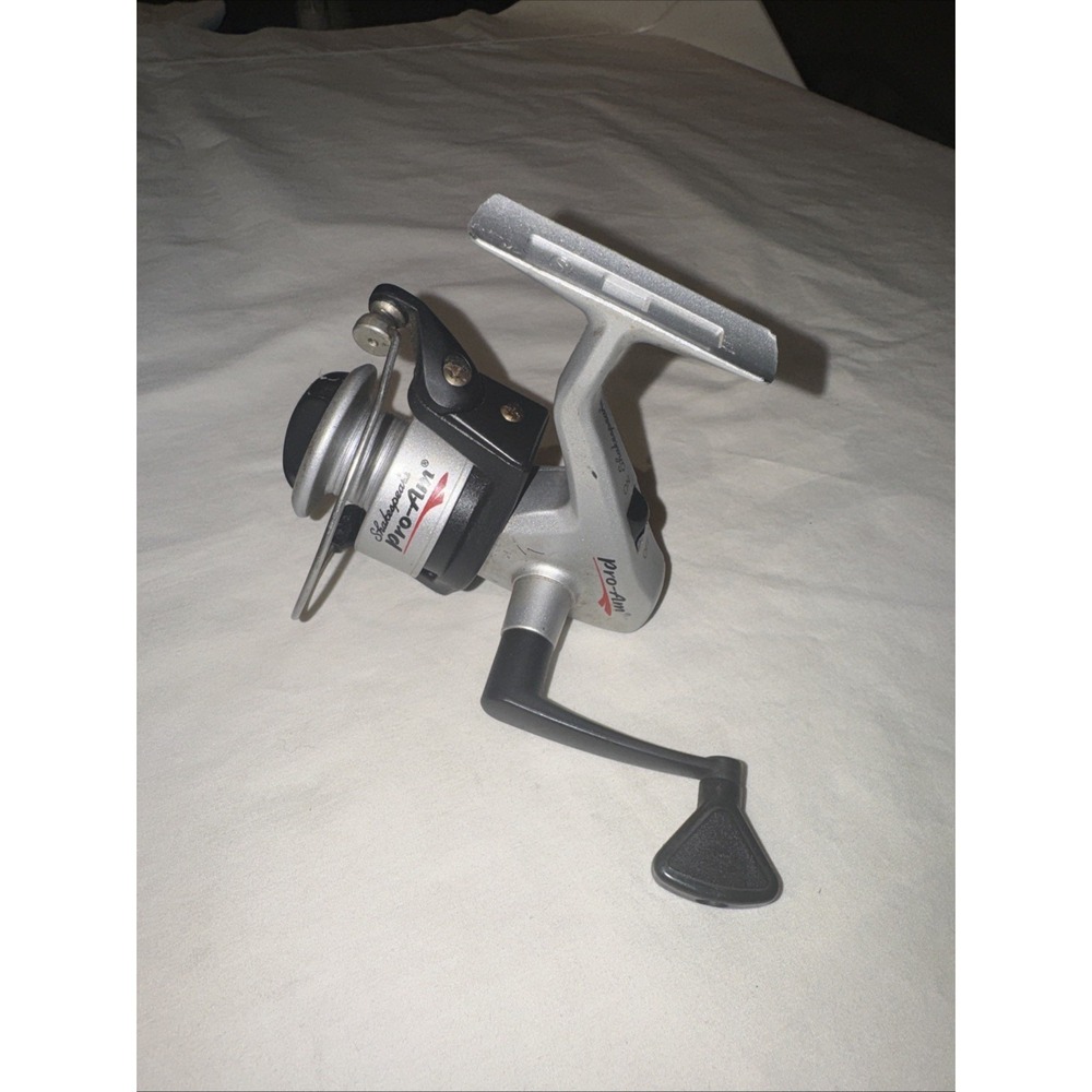 Shakespeare Pro-Am 350K Spinning Reel Ratio 3.2:1 Silver & Black